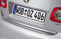 Накладка на кромку крышки багажника (нерж.) 1 шт. VW JETTA 2011 >